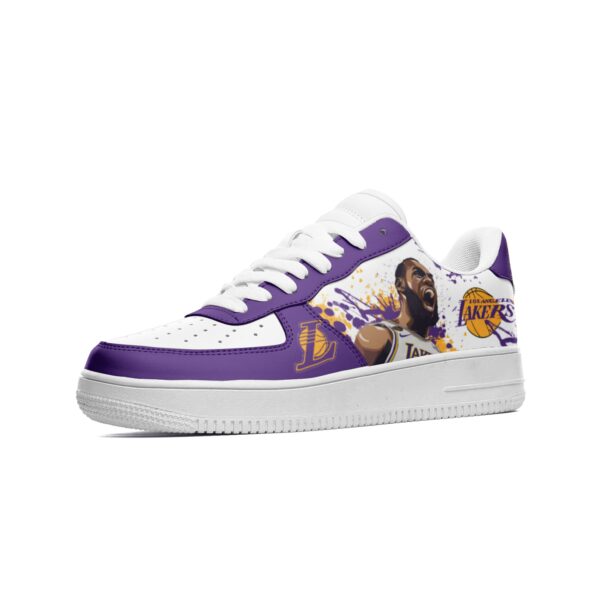 James Lebron Sneakers